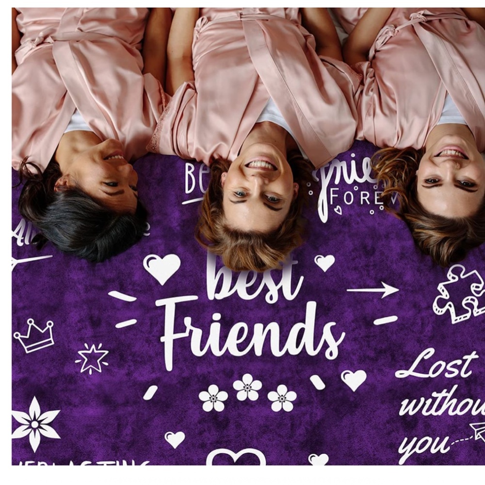 - NEW Bestie Ultra Soft Blanket Bundle with Friendship Bracelet - - Picture 7 of 8